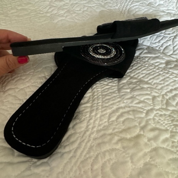 Sandals - Picture 5 of 5